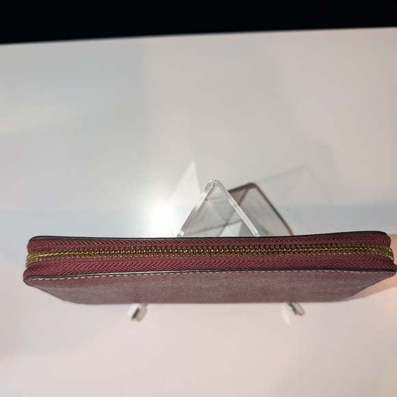 Coach 1941 Collection Accordion Zip Wallet - Picture 4 of 9